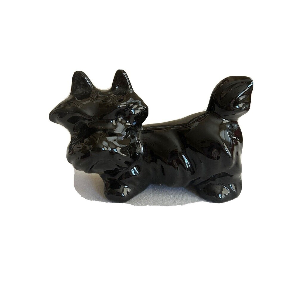Rare vintage Scottie dog figurine shiny black finish